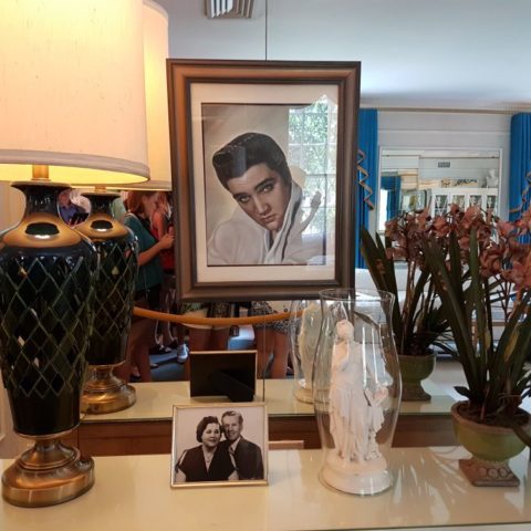 W salonie w domu Elvisa Presleya, fot. Beata Pawlikowska 