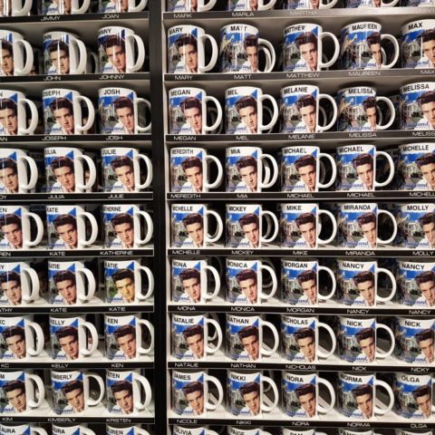 W sklepie przy domu Elvisa Presleya, fot. Beata Pawlikowska 