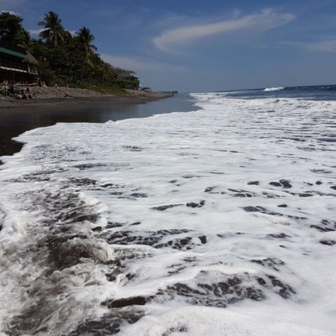 Plaża w El Tunco,  fot. Beata Pawlikowska