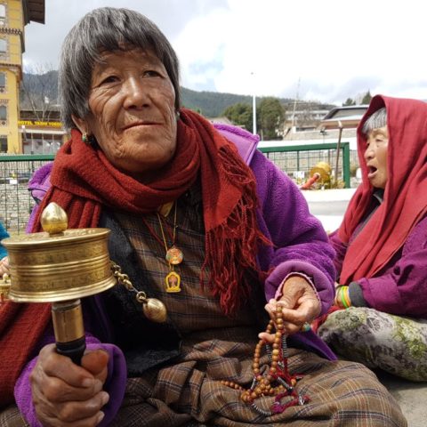 przed świątynią, fot. Beata Pawlikowska