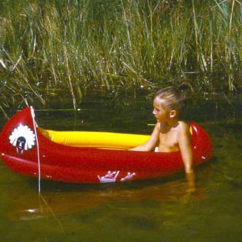 W moim pierwszym indiańskim (dmuchanym) czółnie, fot. Adam Pawlikowski