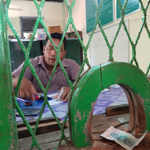 Kupuję bilet na pociąg, fot. Beata Pawlikowska