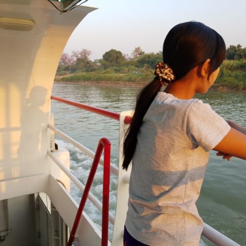 Podróż statkiem po rzece Irrawaddy,  fot. Beata Pawlikowska