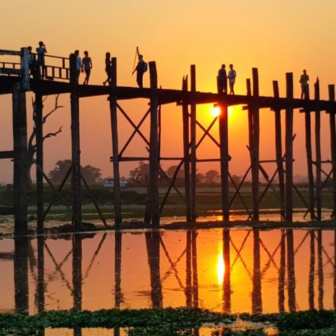 Najdłuższy drewniany most świata U Bein,  fot. Beata Pawlikowska