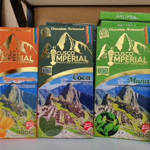 Peruwiańska czekolada z dodatkiem owoców, liści koki i ziół. Fot. Beata Pawlikowska